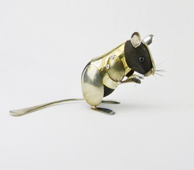 Hybrid Gallery Dean Patman Sitting Mouse